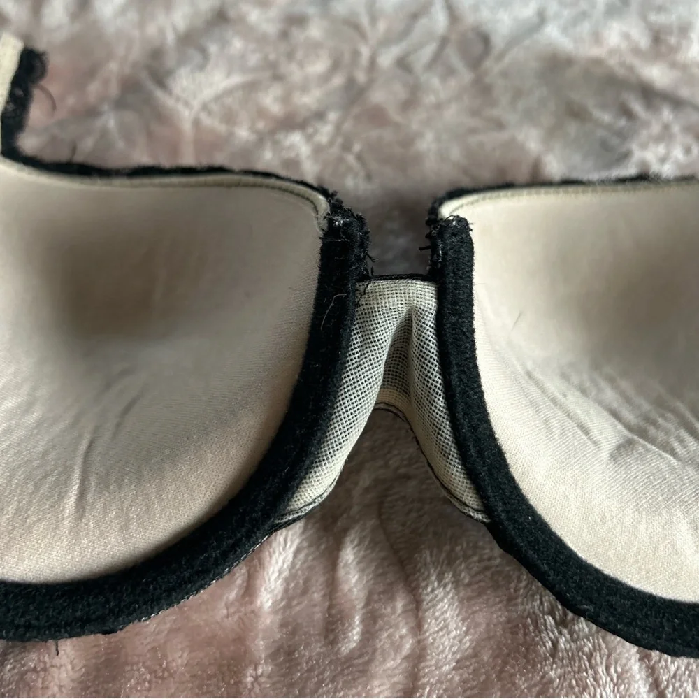 34C Black lace and sequins Bra from Forever 21 - Picture 3 of 7